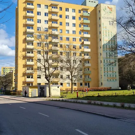 Apartament Z Widokiem Na Las-3